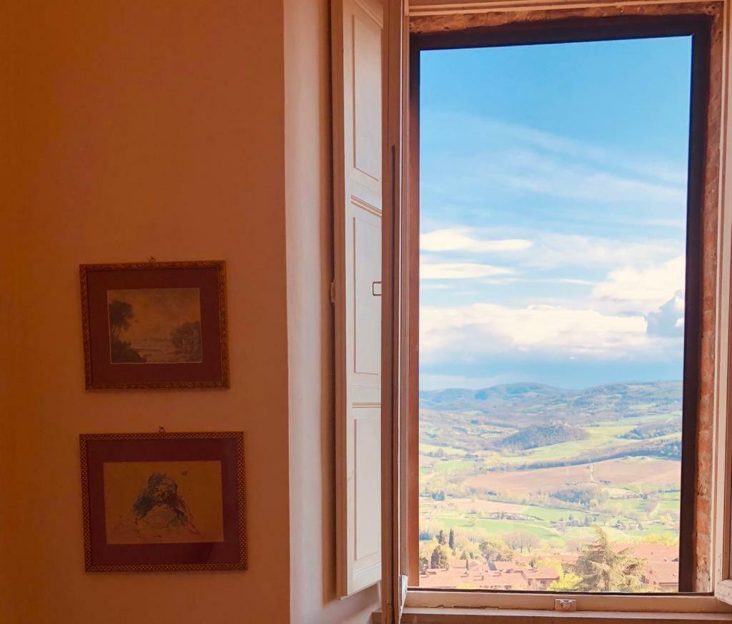 La Casa Di Matilde-Centre Of Todi Villa Bagian luar foto
